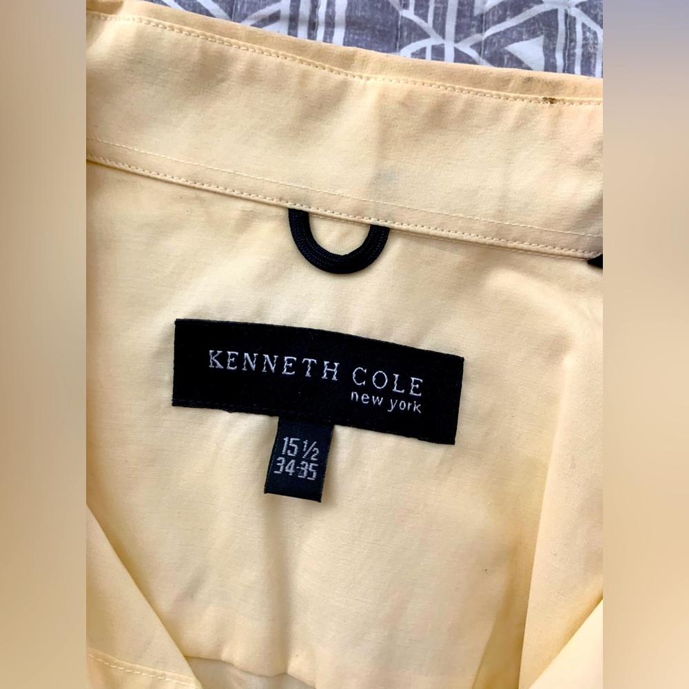 Kenneth Cole Dress-shirt/flannel. Size Medium, silky material, worn once.